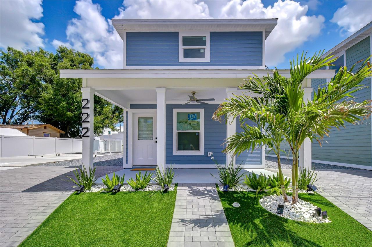 222 8th Avenue Dr., Bradenton, FL 34205