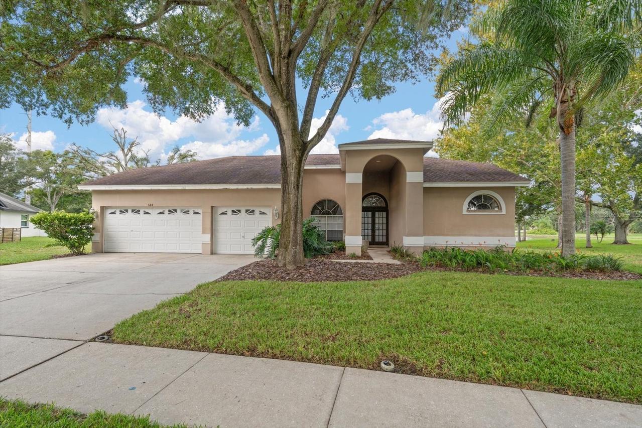 684 Samantha Dr., Palm Harbor, FL 34683