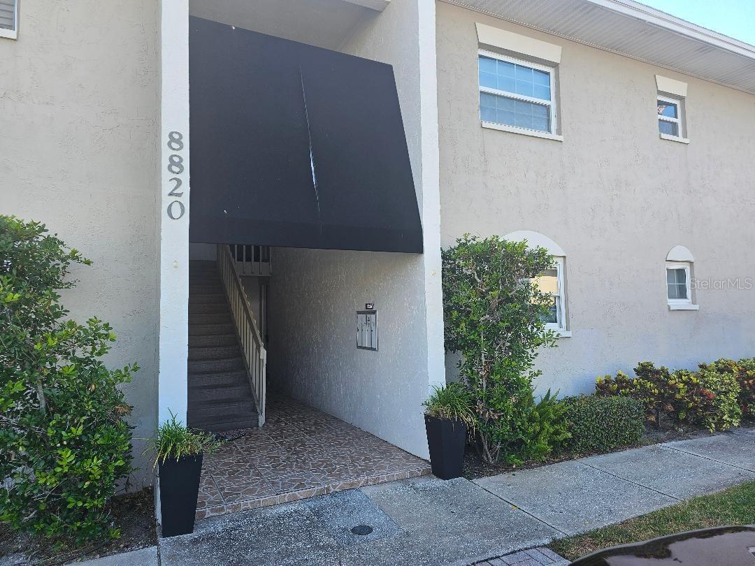 8820 Bay Pointe Dr. #102, Tampa, FL 33615