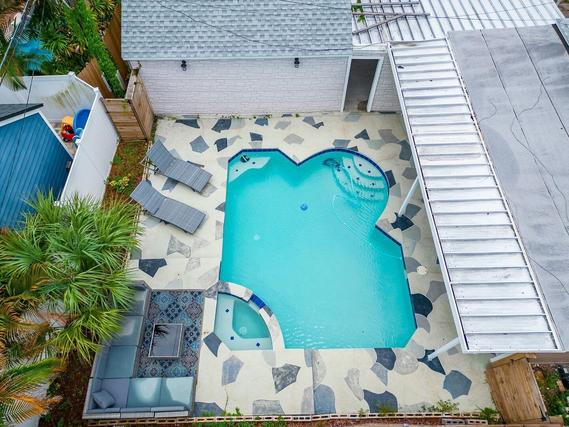 New Homes with In-ground Swimming Pools That Attend Woodlawn Elementary School: June 14th to June 20th