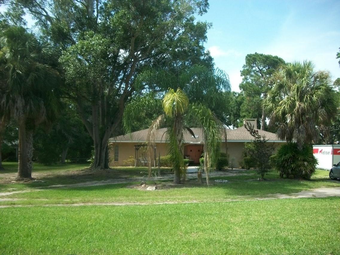 12563 74th Ave., Seminole, FL 33776