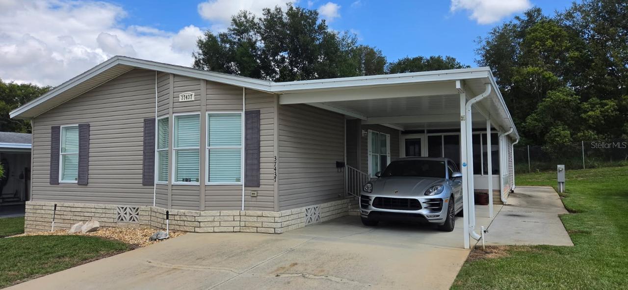 37437 Gill Ave., Zephyrhills, FL 33541