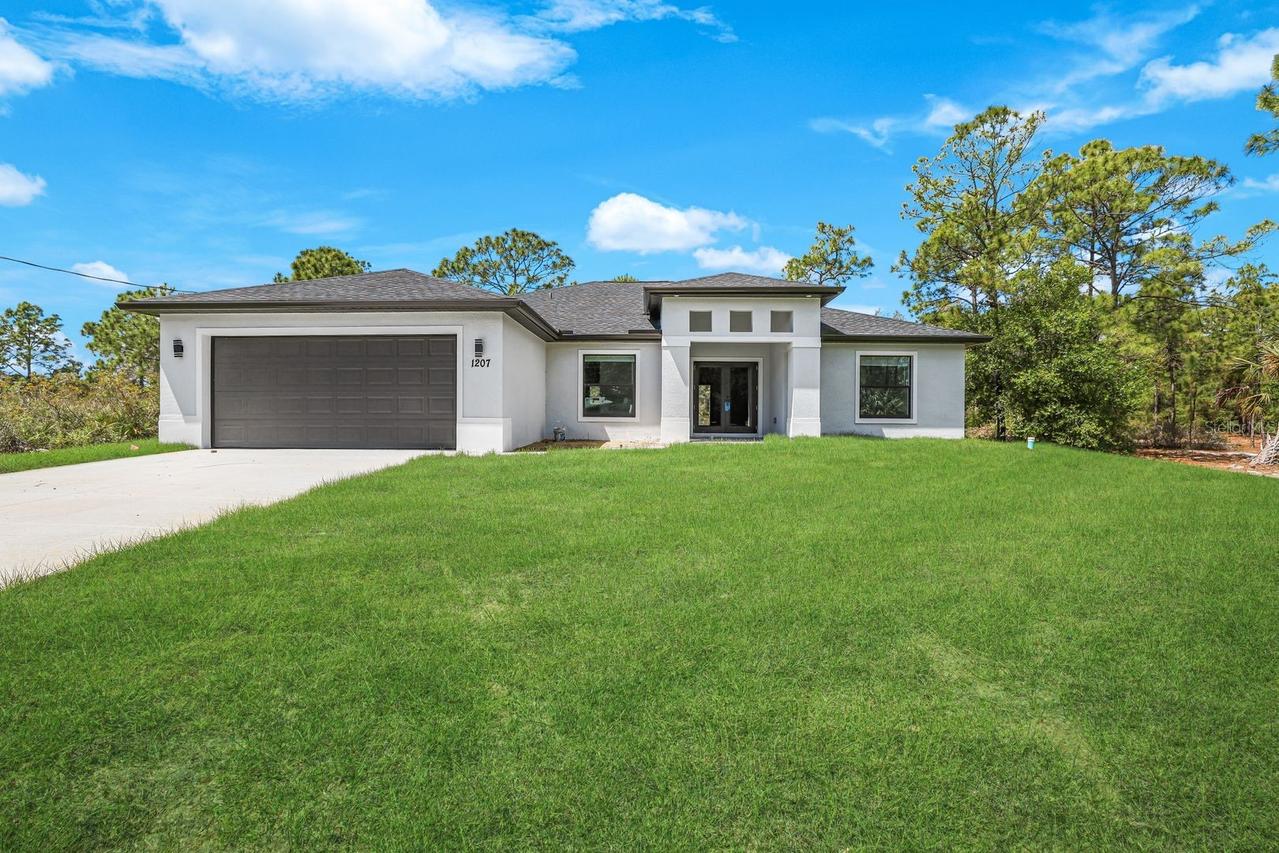 2702 50th St., Lehigh Acres, FL 33976
