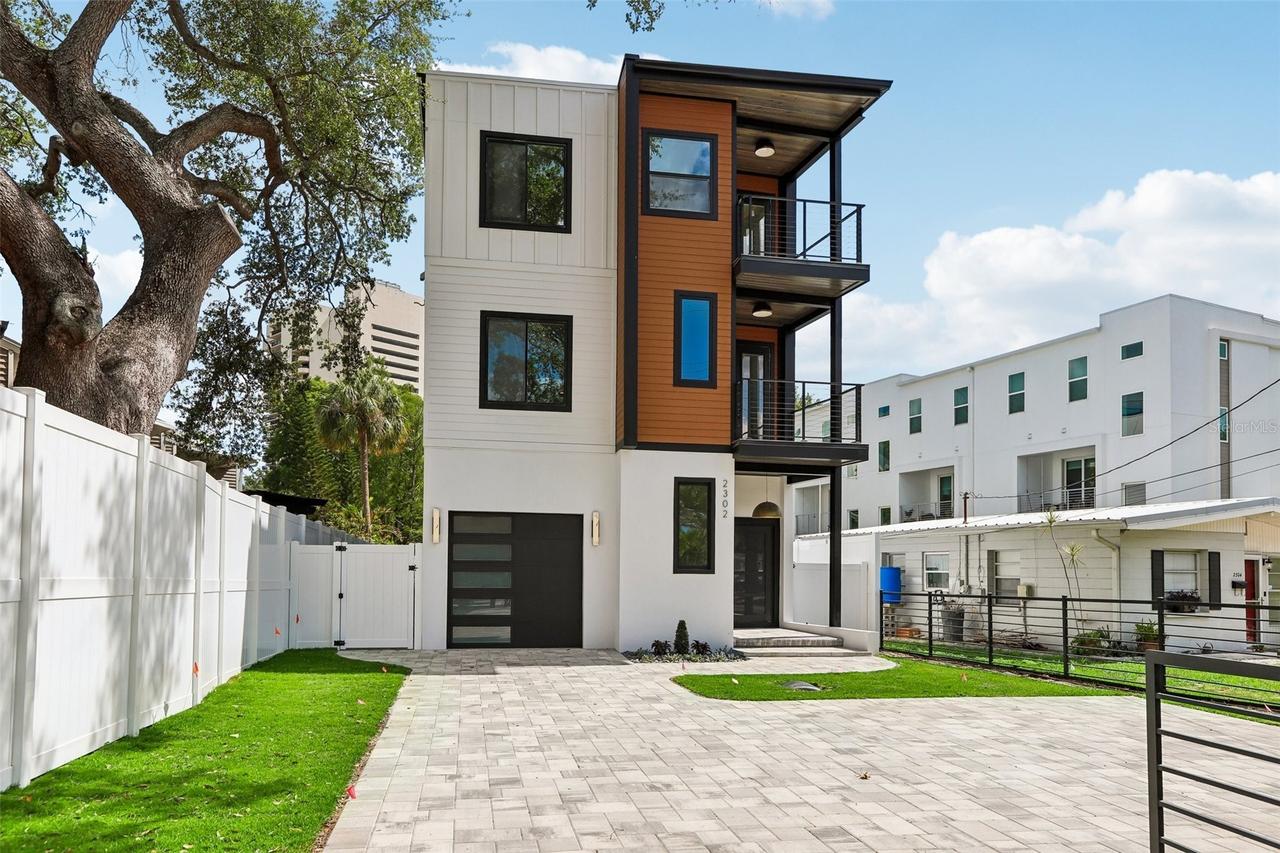 2302 W Texas Ave., Tampa, FL 33629