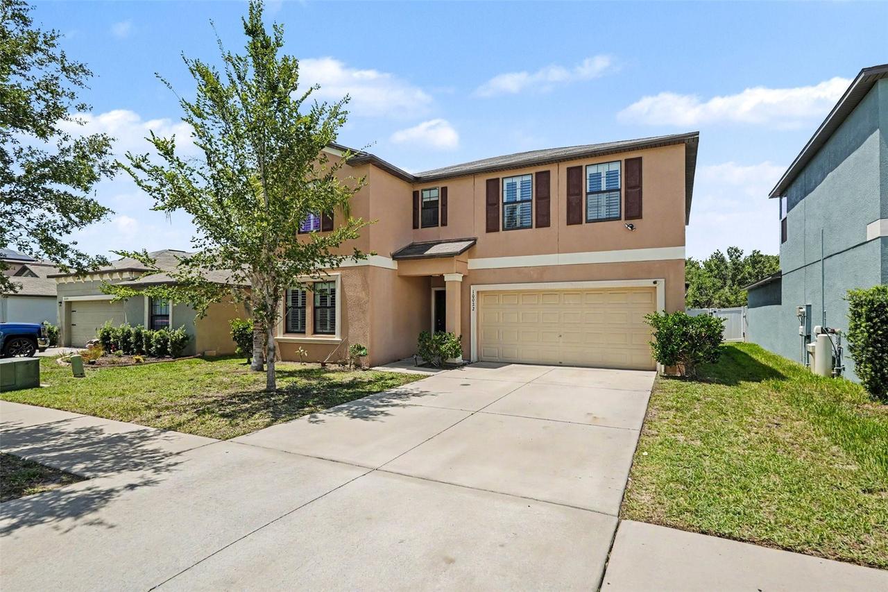 10022 Carloway Hills Dr., Wimauma, FL 33598