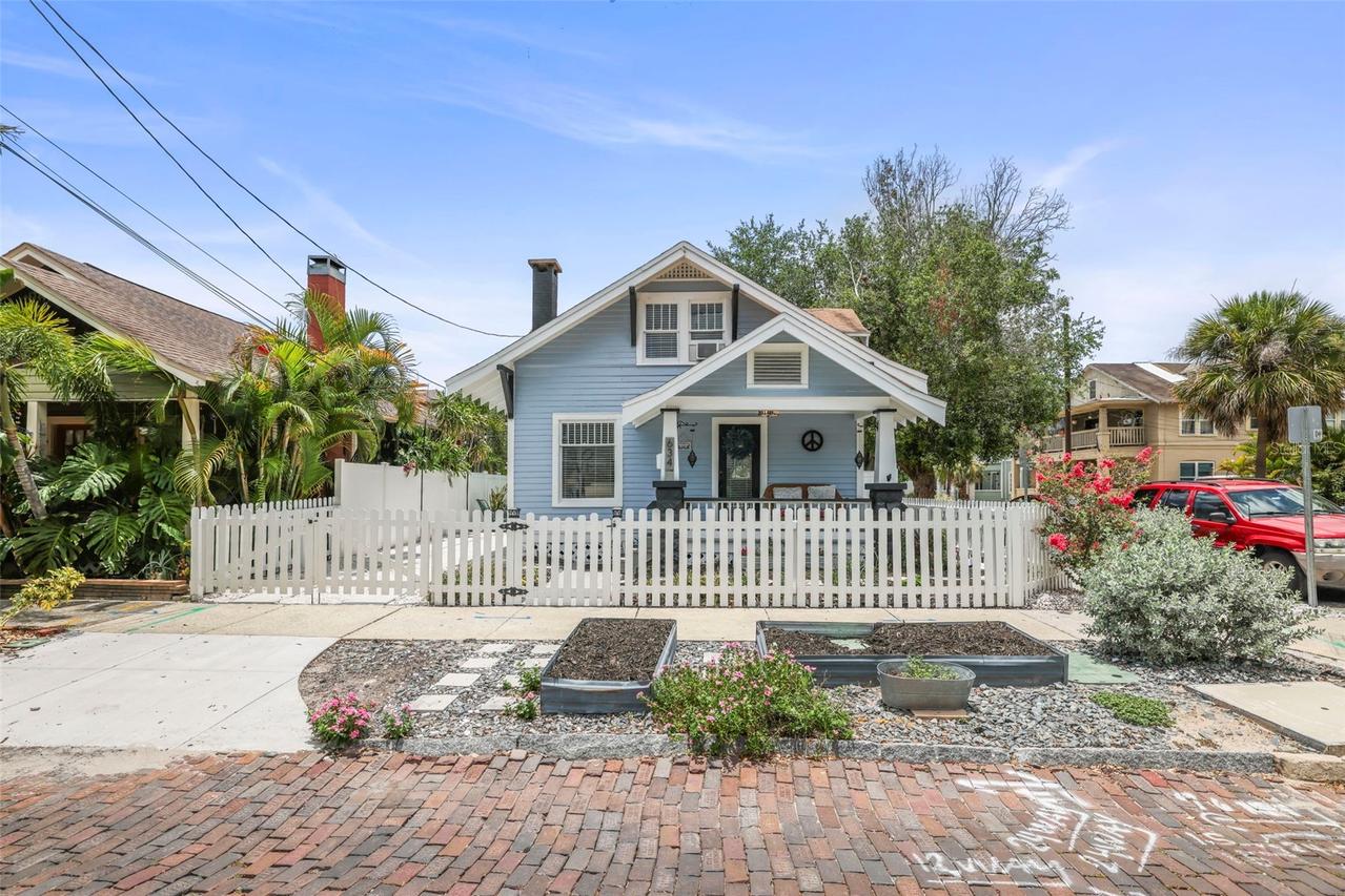 634 6th St., St Petersburg, FL 33701
