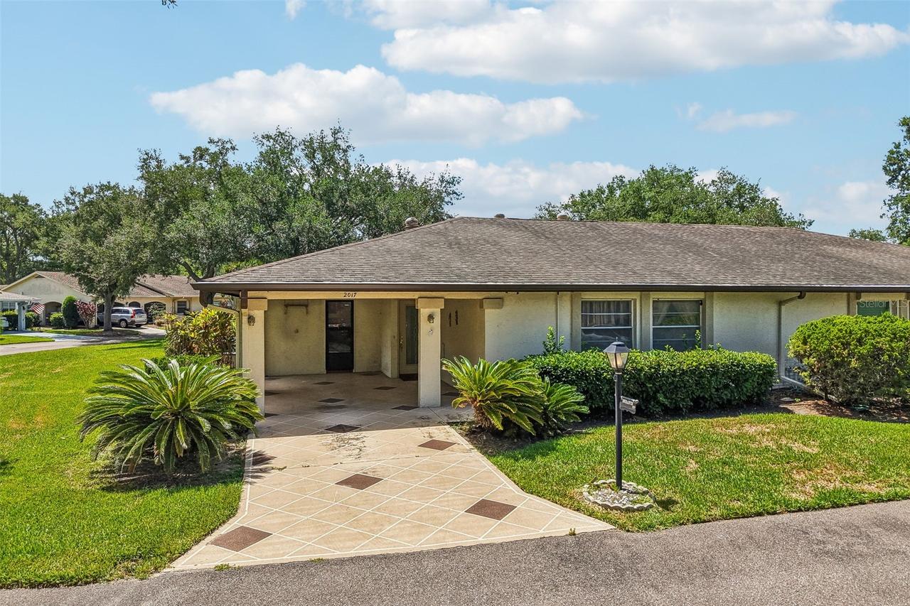 2017 Hampstead Cir., Sun City Center, FL 33573