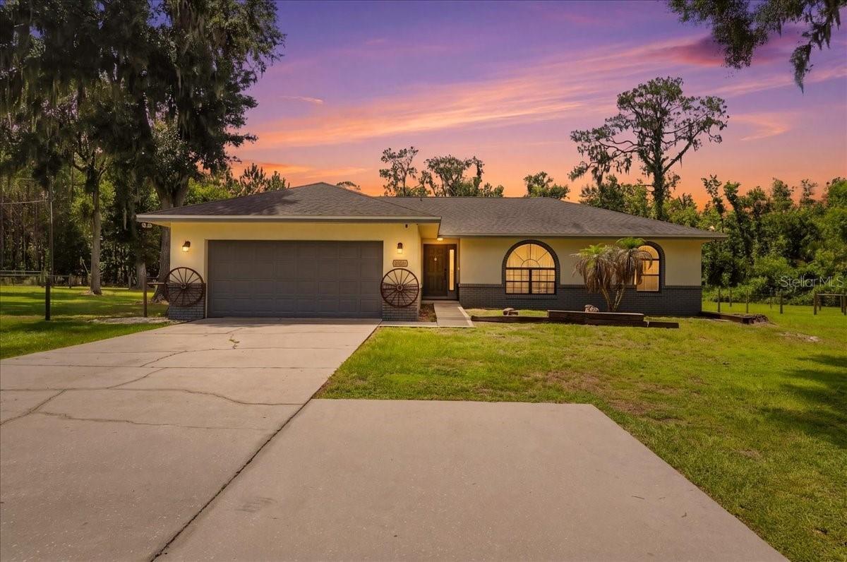 8636 Oakwood Dr., Lakeland, FL 33810