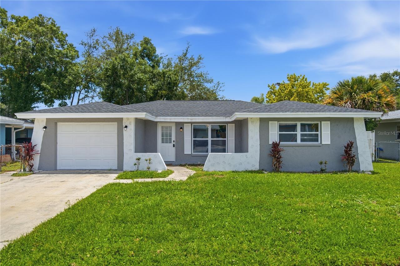 1811 Forest Dr., Oldsmar, FL 34677