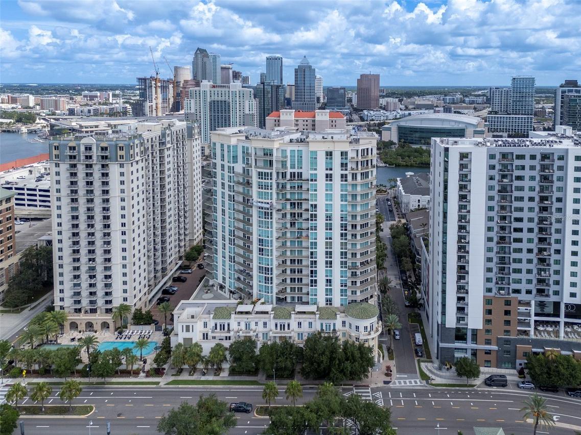 450 Knights Run Ave. #1503, Tampa, FL 33602