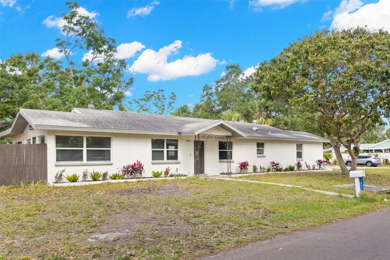 1431 57th St., Gulfport, FL 33707