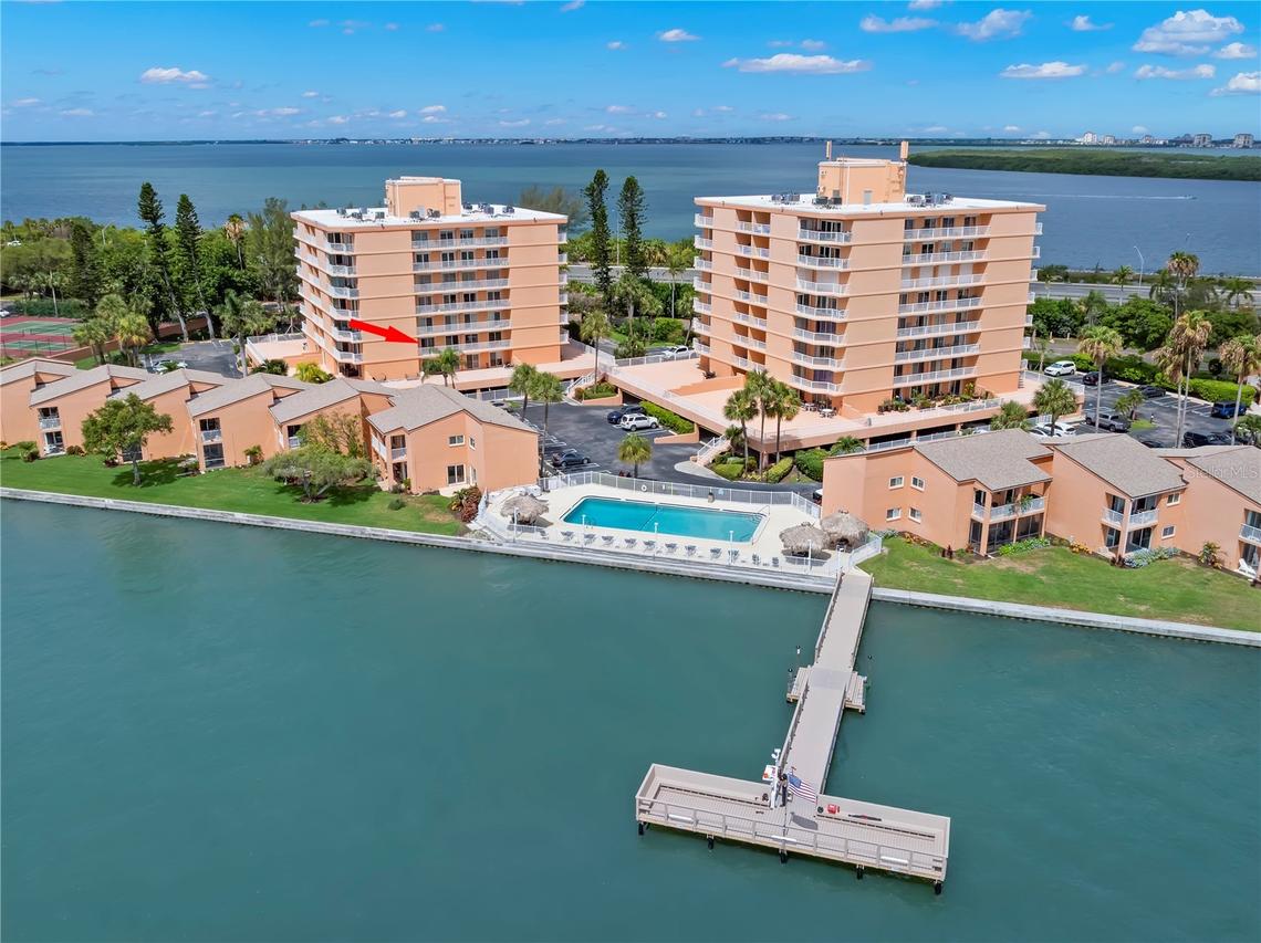 7432 Sunshine Skyway Ln. #302, St Petersburg, FL 33711