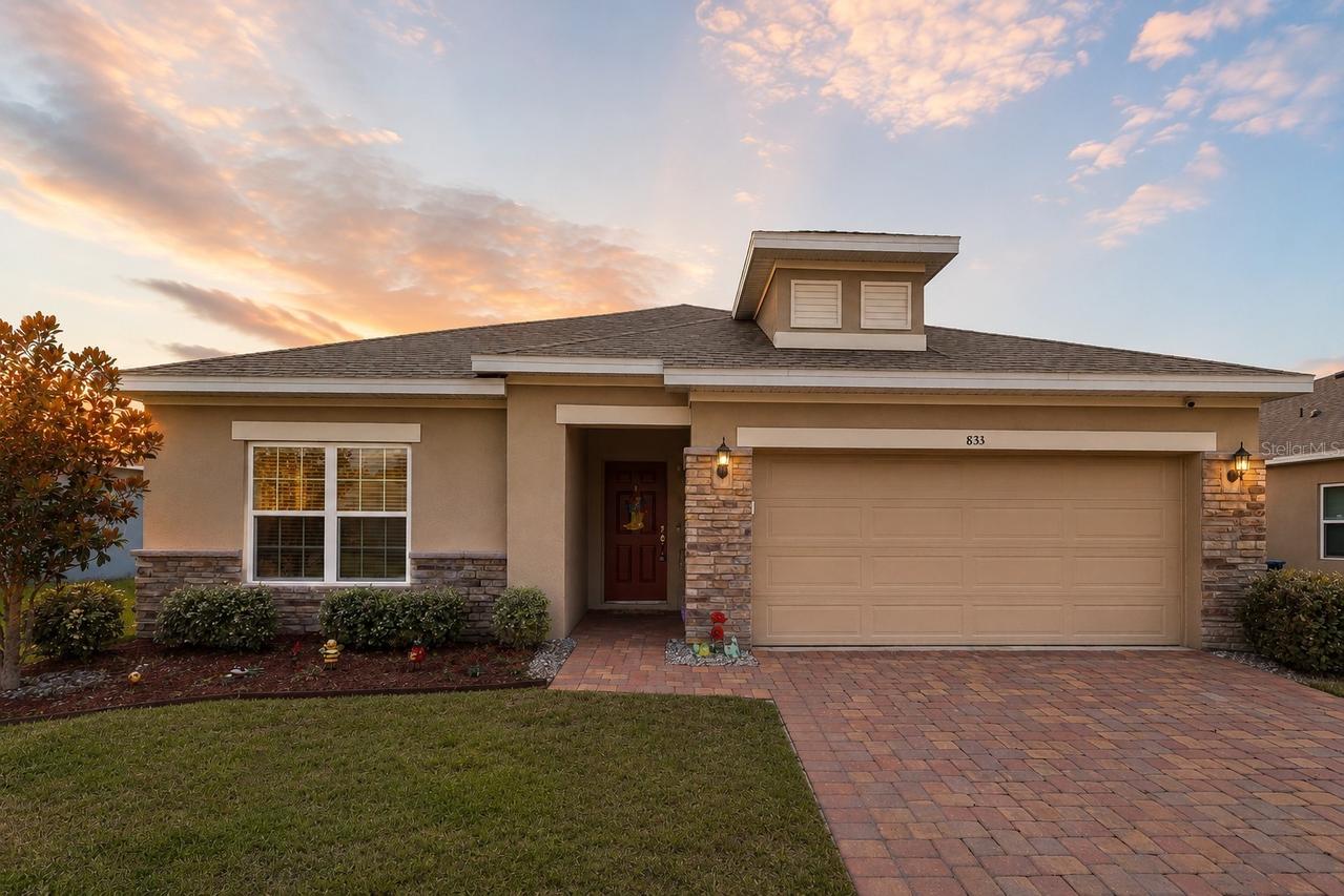 833 Avenal Ln., Davenport, FL 33837