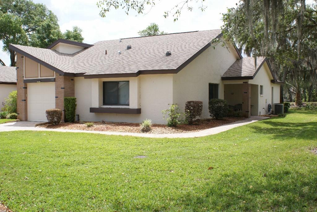 7445 Crestwood Dr., Weeki Wachee, FL 34613