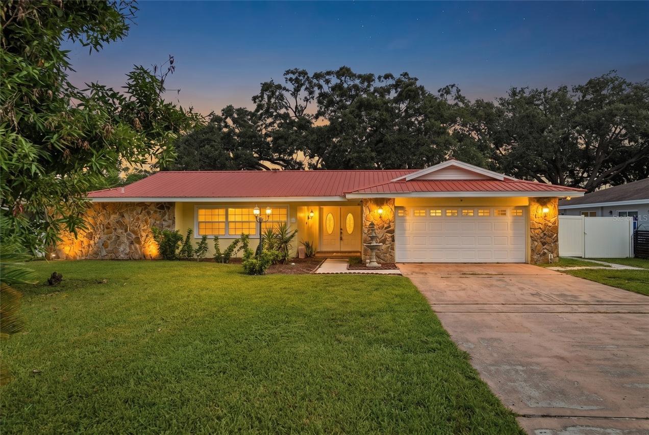 1514 Burning Tree Ln., Brandon, FL 33510