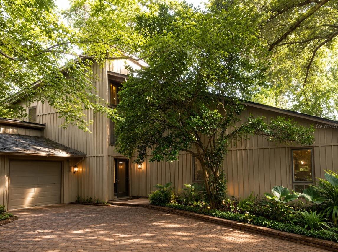 1485 Kingslake Dr., Cantonment, FL 32533
