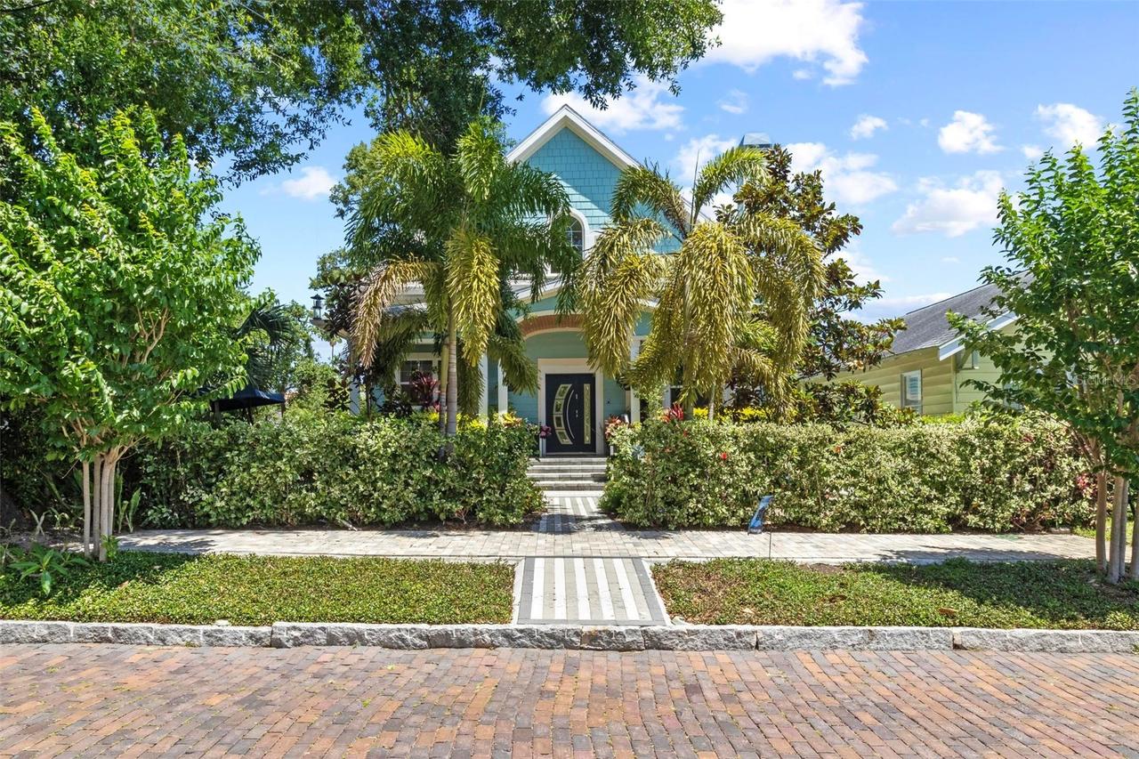 475 27th Ave., St Petersburg, FL 33704