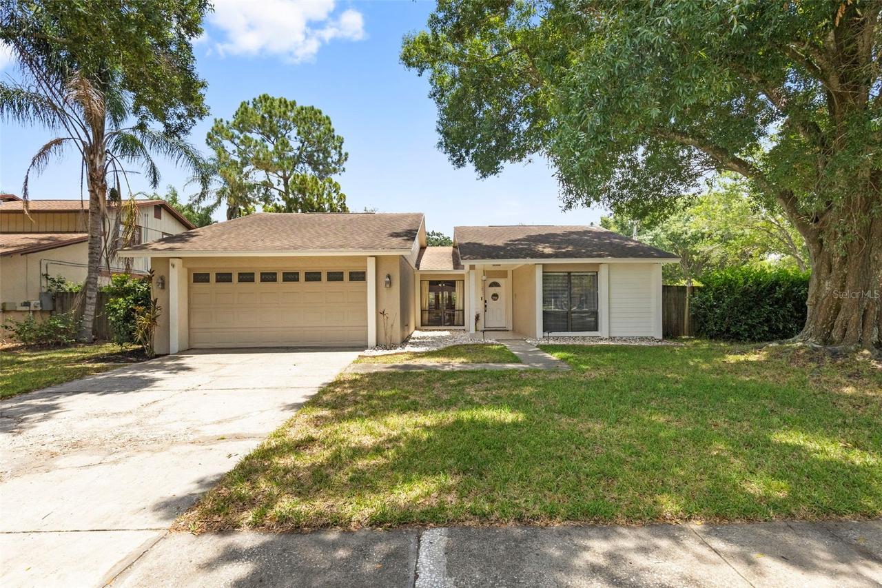 15701 Country Lake Dr., Tampa, FL 33624