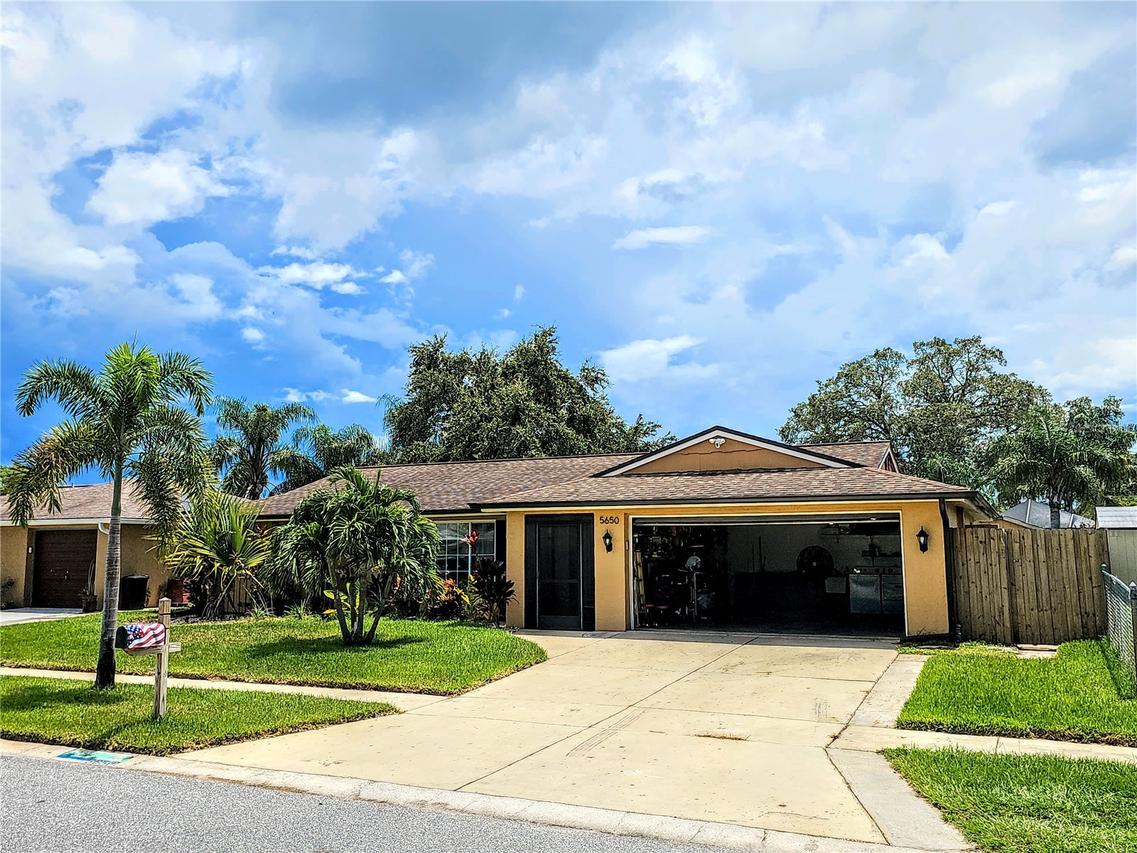 5650 Bittersweet Dr., Holiday, FL 34690