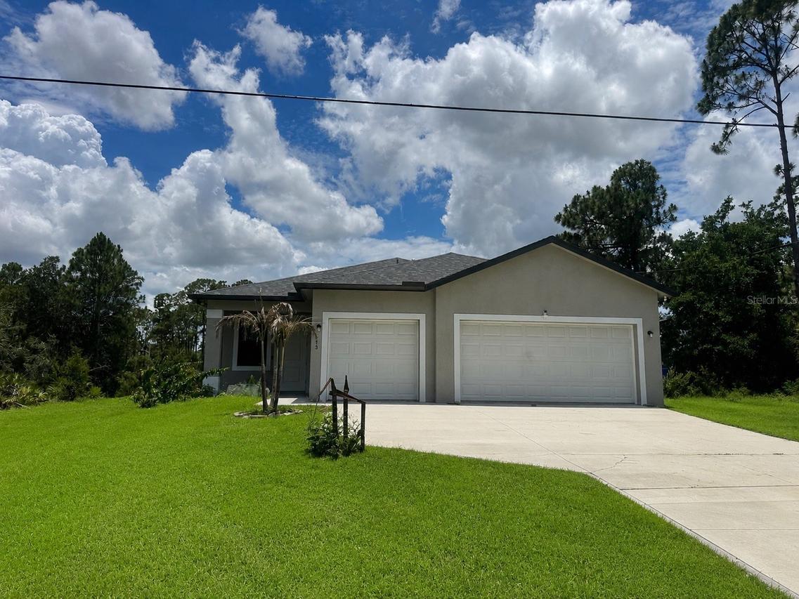 613 Loleta Ct., Lehigh Acres, FL 33972