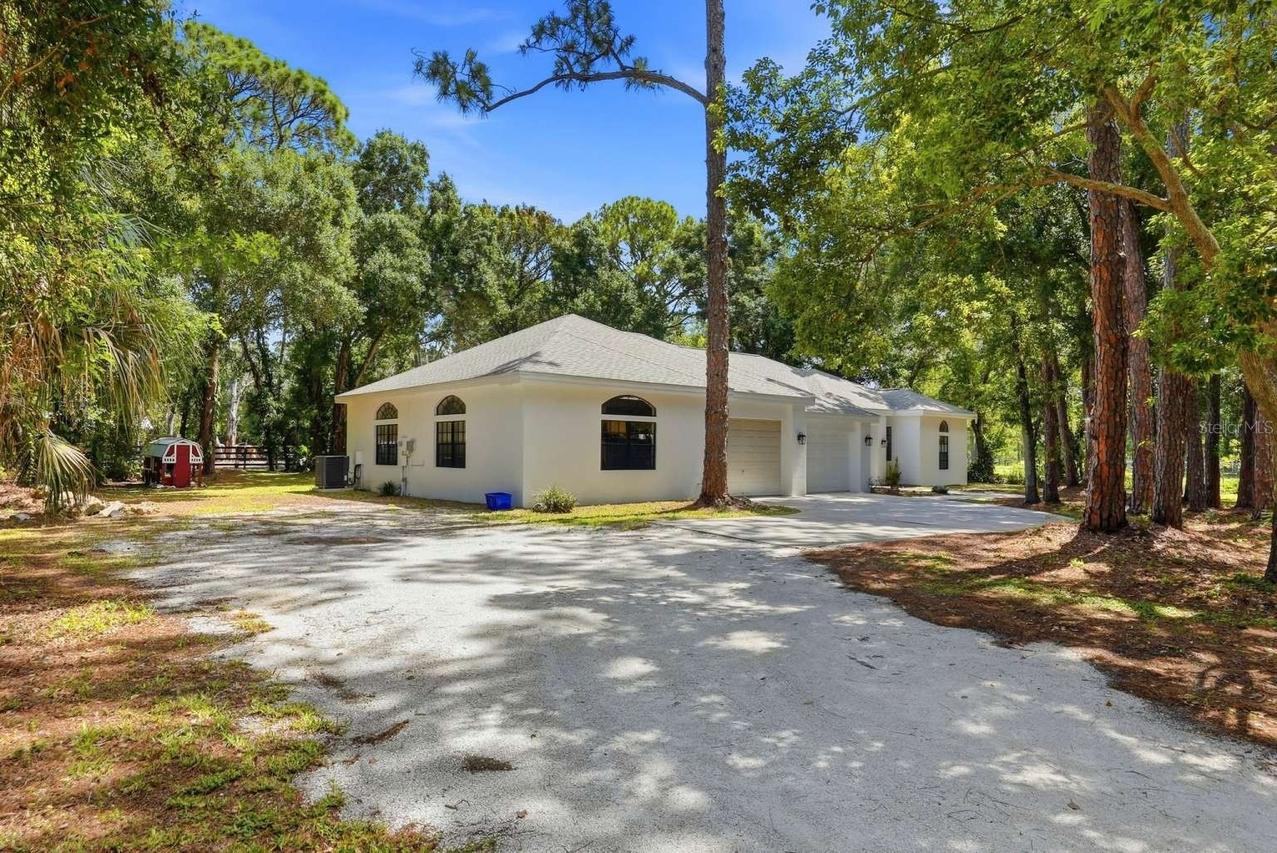 6301 S 86th Ave., Pinellas Park, FL 33782