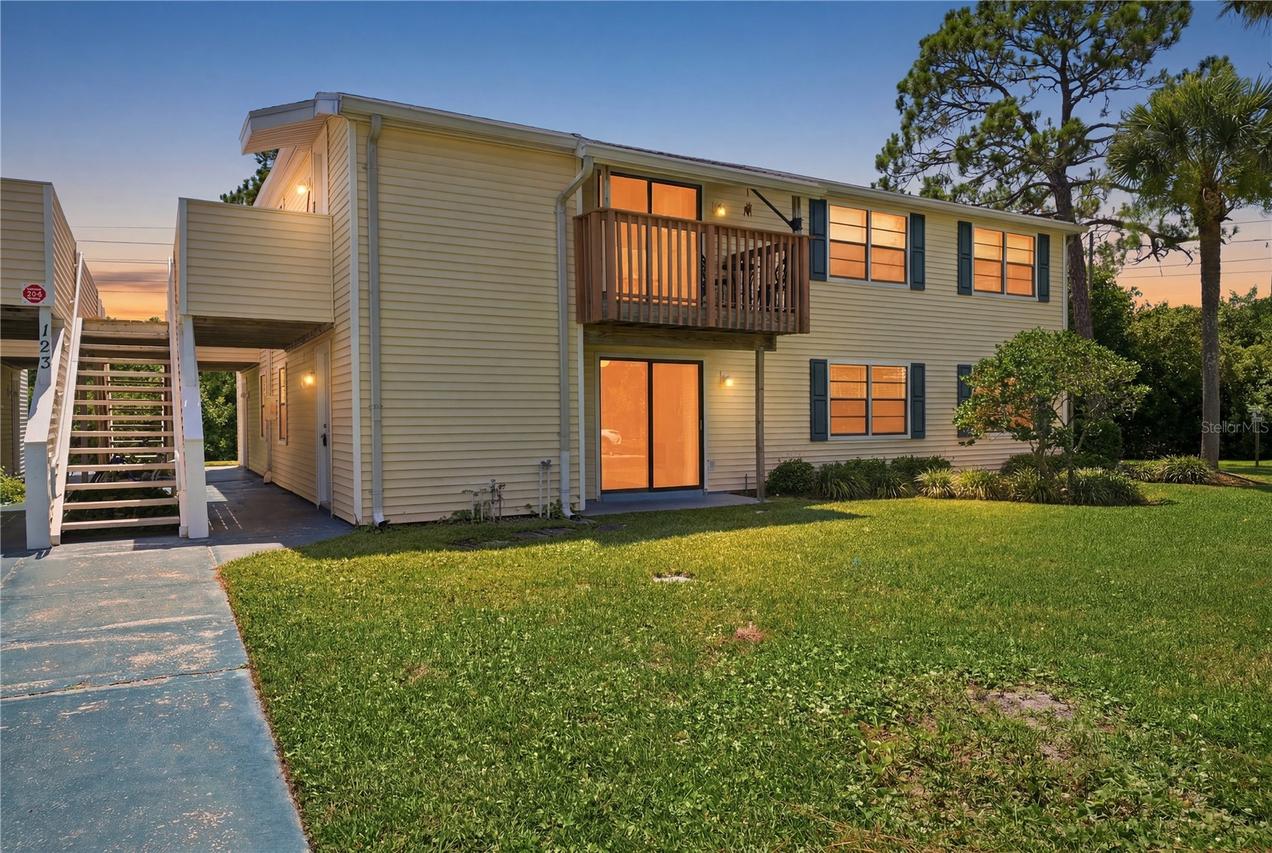 123 Loblolly Ct. #B, Oldsmar, FL 34677