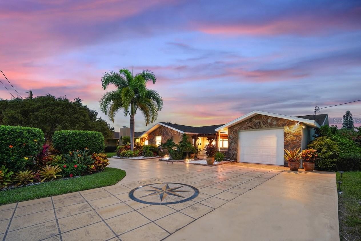 8542 Betty St., Port Richey, FL 34668