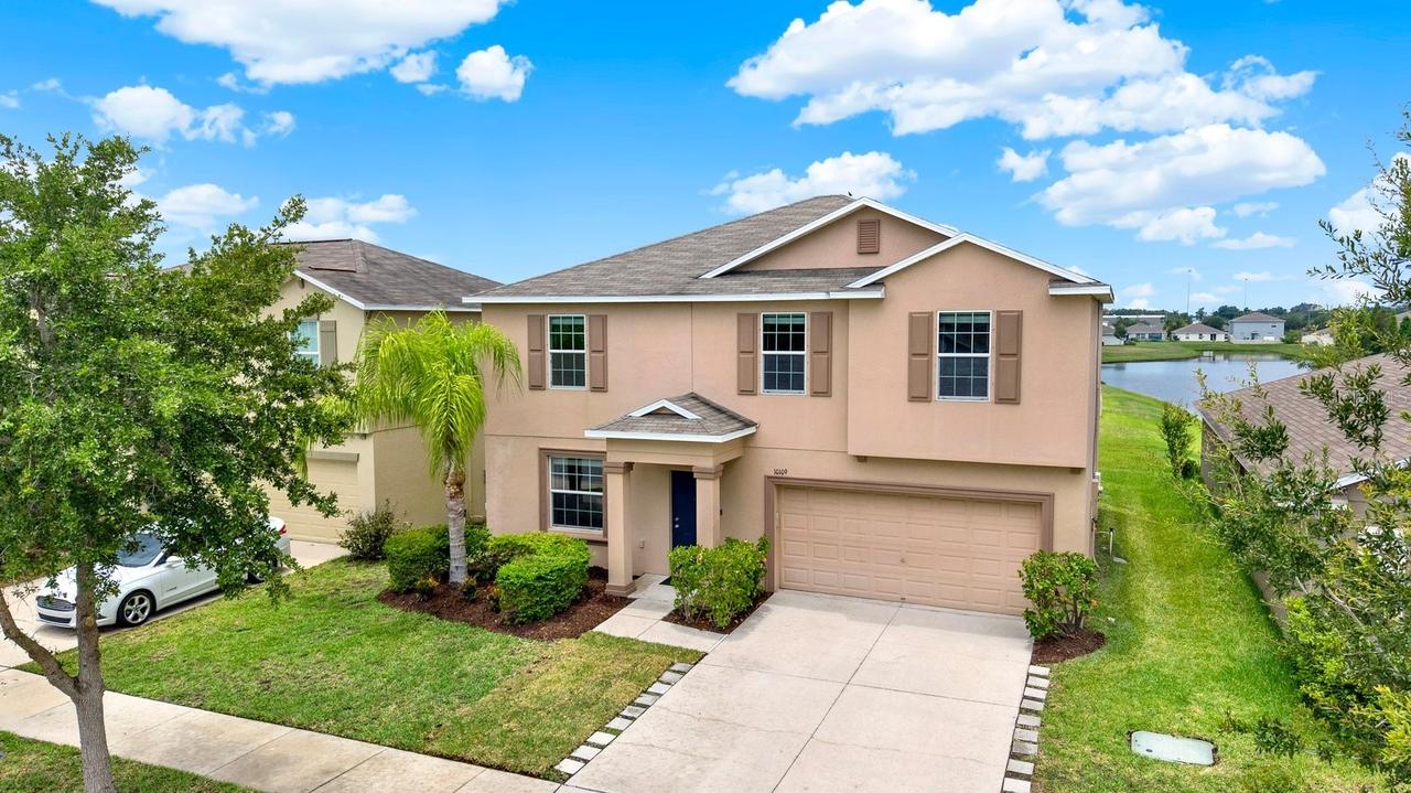10109 Crested Fringe Dr., Riverview, FL 33578