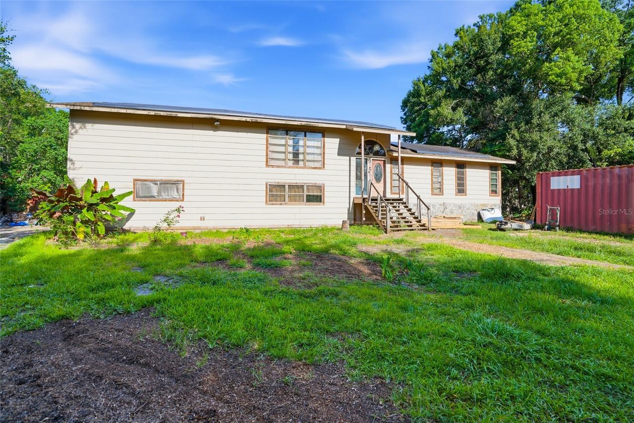 2347 Brookside Dr., Lutz, FL 33558