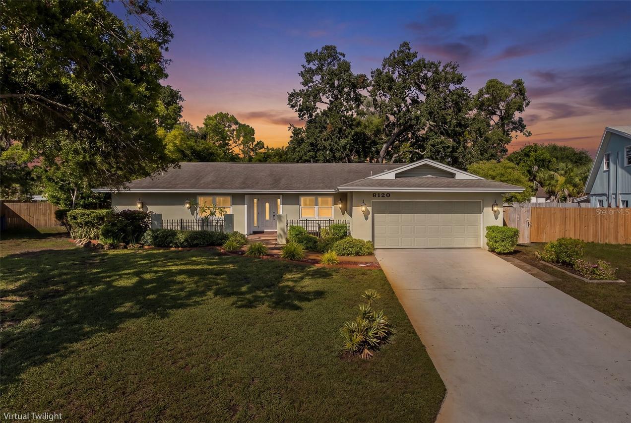 8120 Canterbury Cir., Seminole, FL 33777