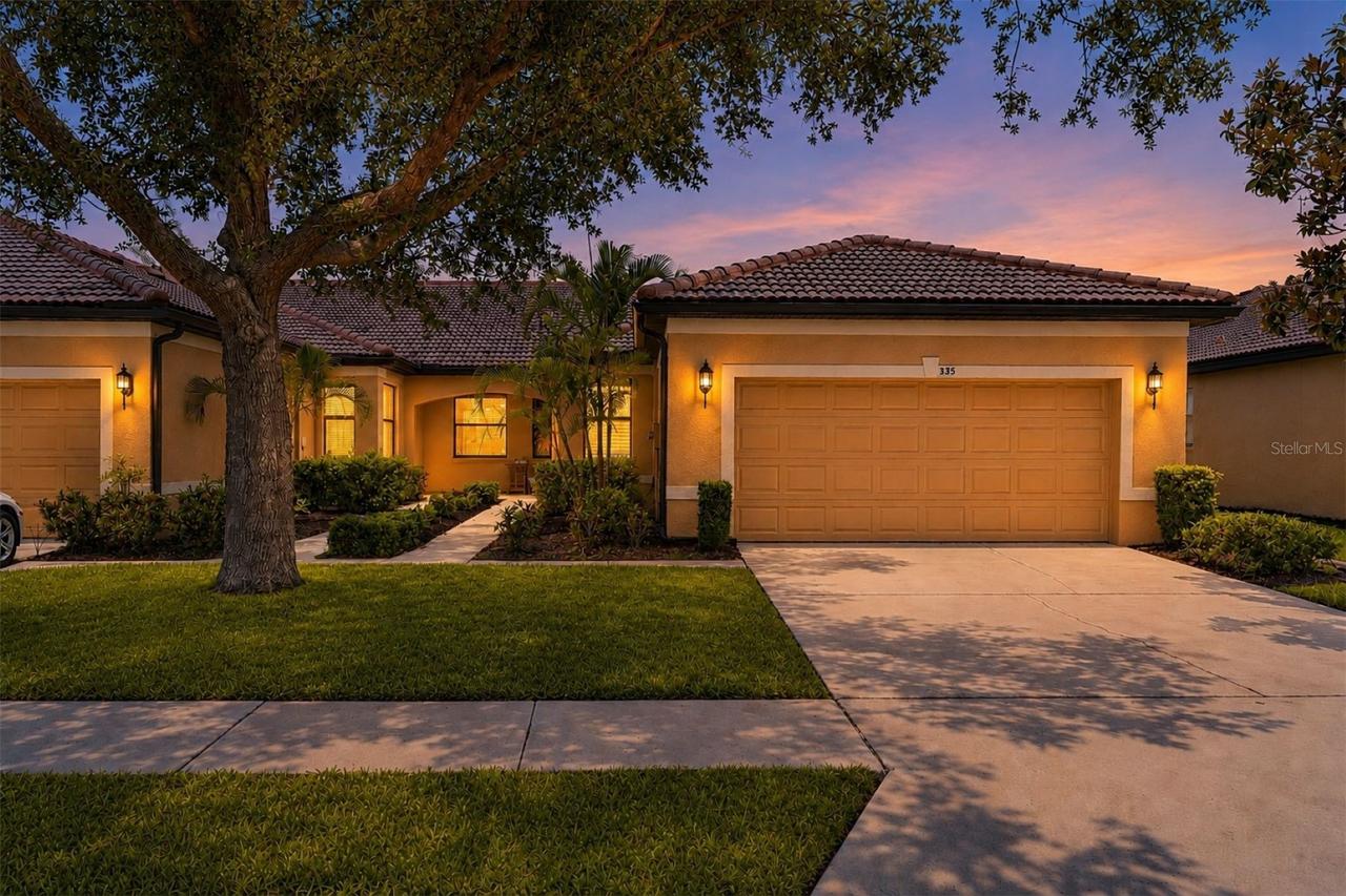 335 Seneca Falls Dr., Apollo Beach, FL 33572