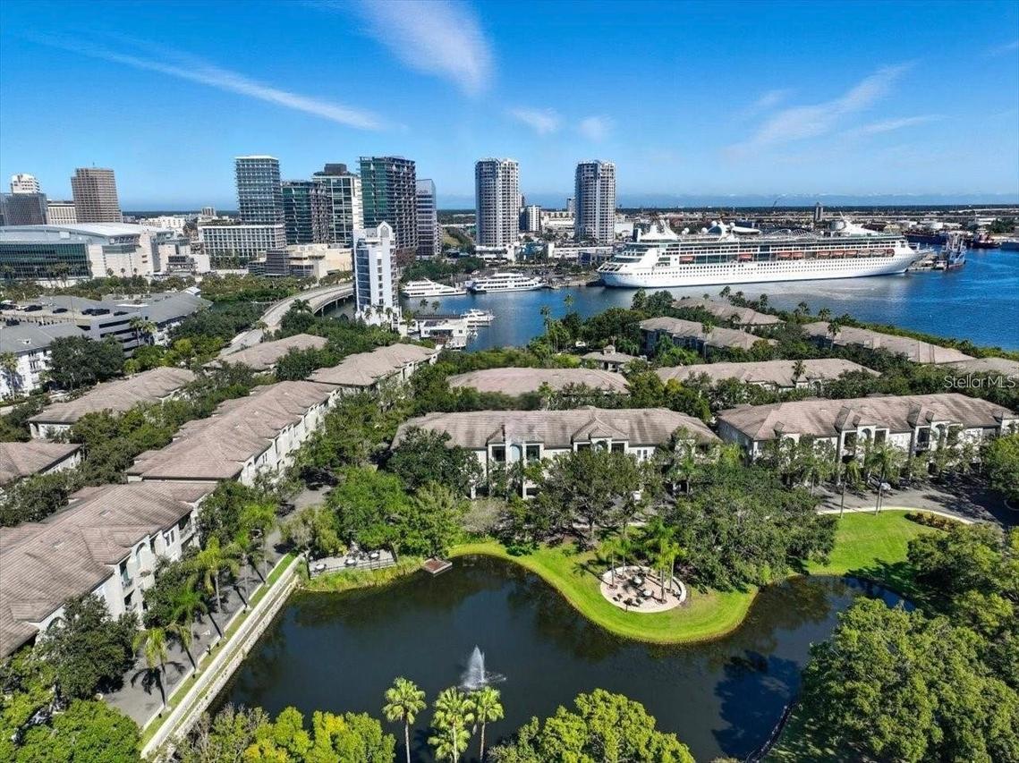 716 Promenade Pl., Tampa, FL 33602