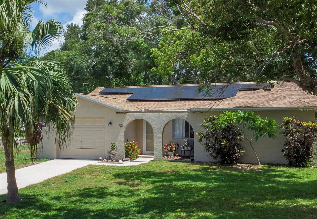 160 Meadowlark Dr., Safety Harbor, FL 34695