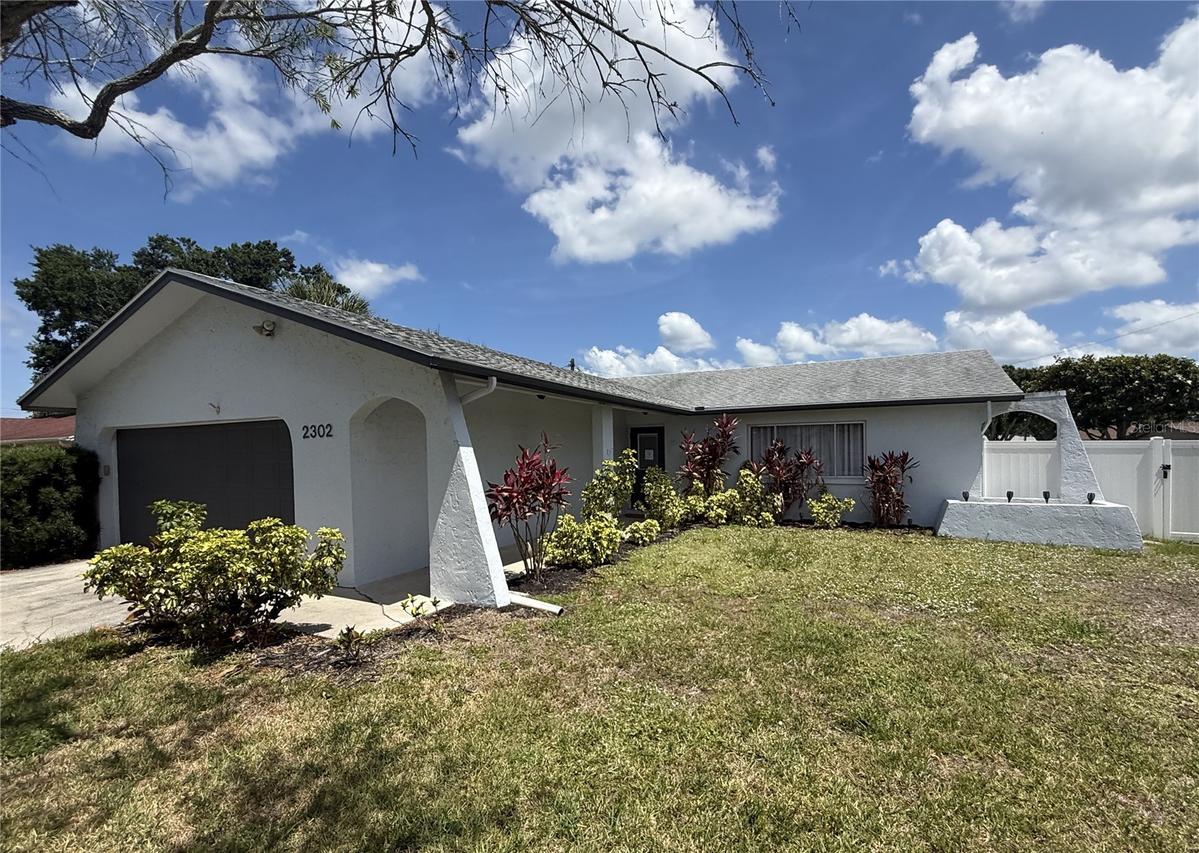 2302 15th St., Palmetto, FL 34221