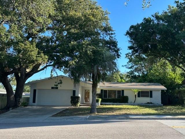 1520 Palmetto St., Clearwater, FL 33755