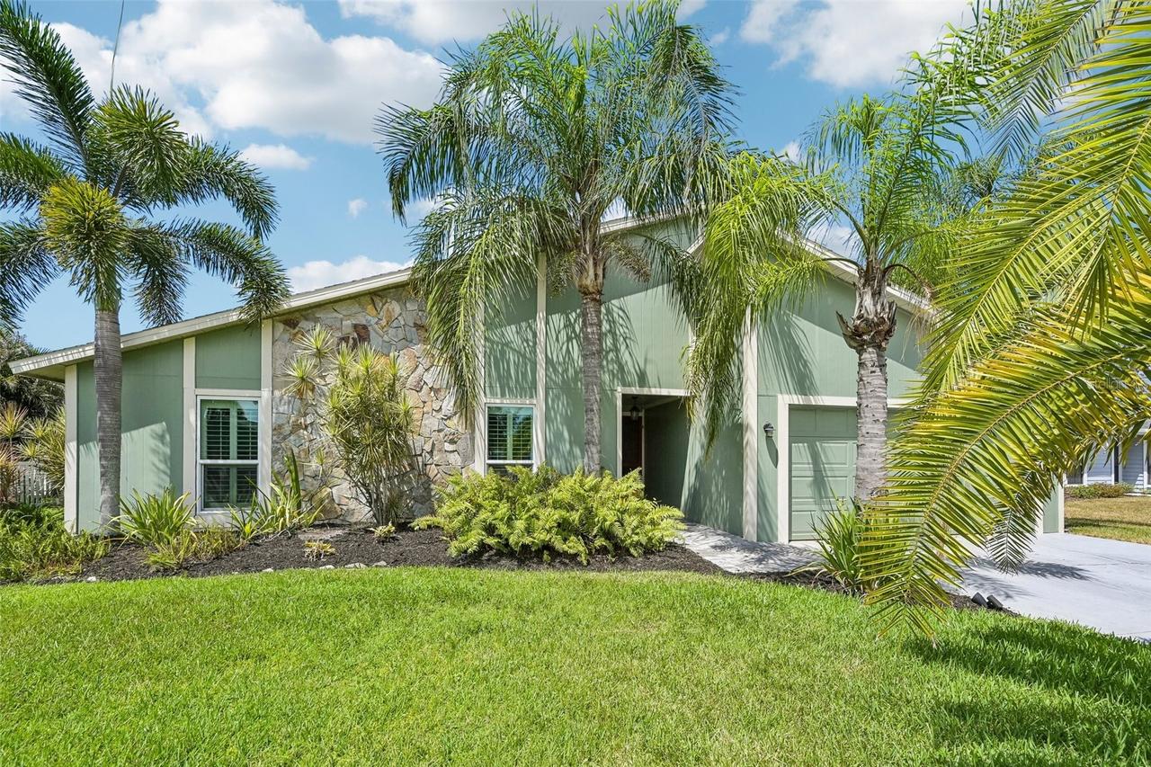 4712 Glenbrooke Dr., Sarasota, FL 34243