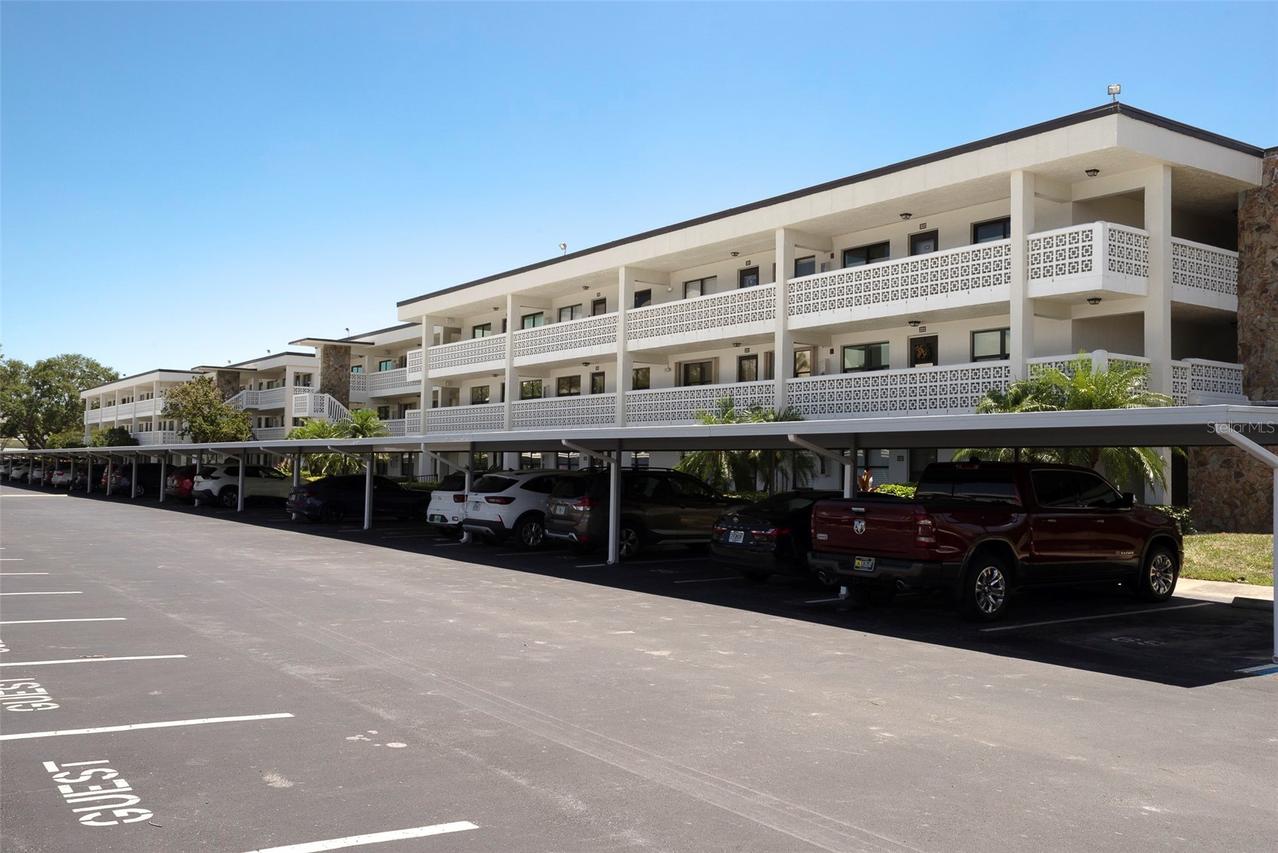 5090 Bay St. #121, St Petersburg, FL 33703