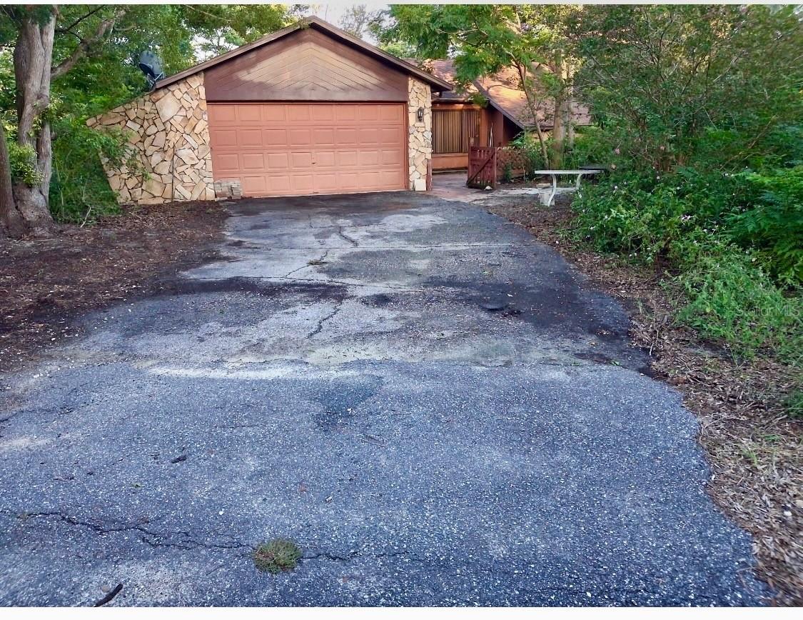 9030 Grant St., Brooksville, FL 34613