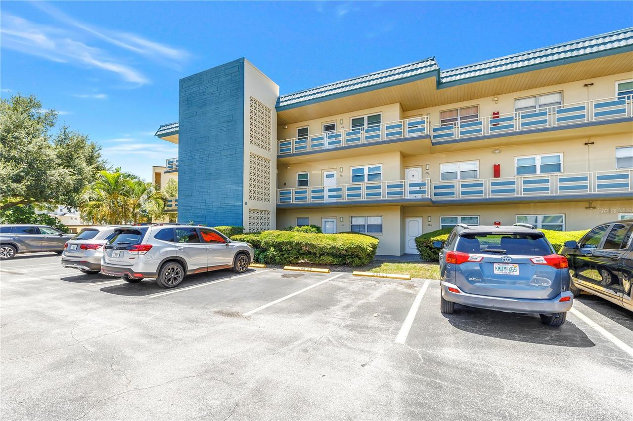 5750 80th St. #D107, St Petersburg, FL 33709