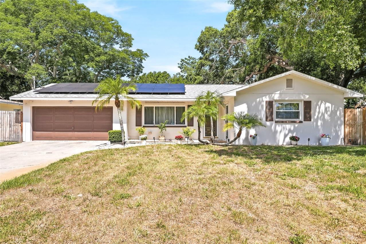 1318 S Hillcrest Ave., Clearwater, FL 33756