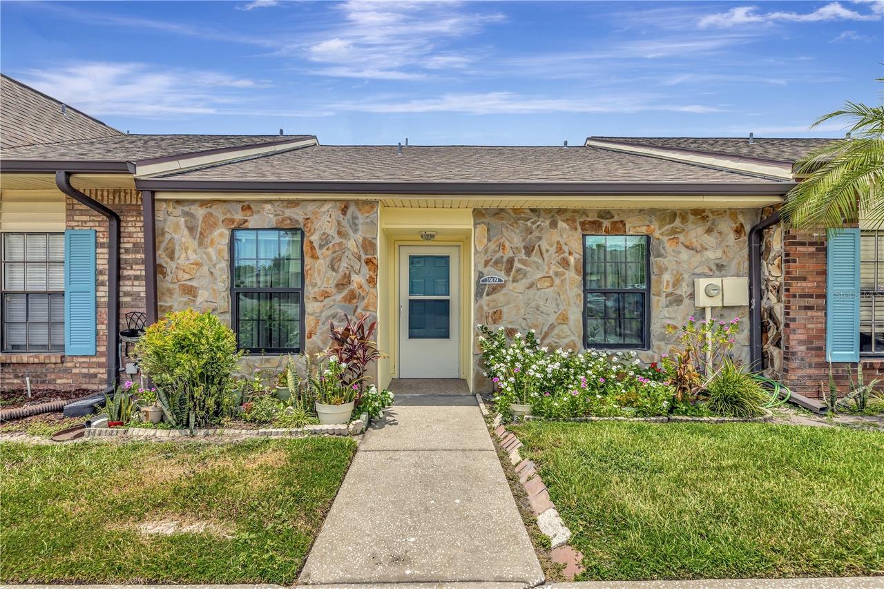 3909 Carroll Cypress Ct., Tampa, FL 33614