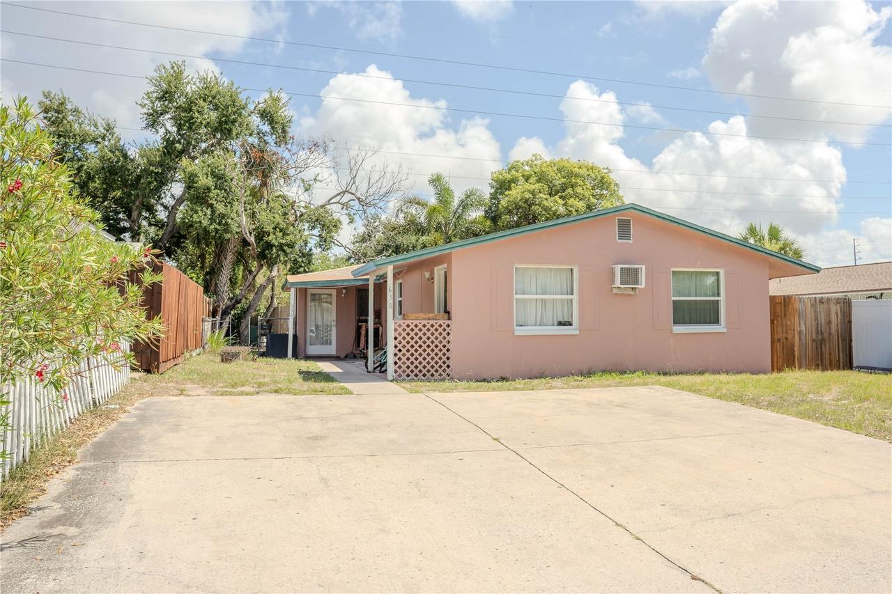 638 Dogwood Ct., Dunedin, FL 34698