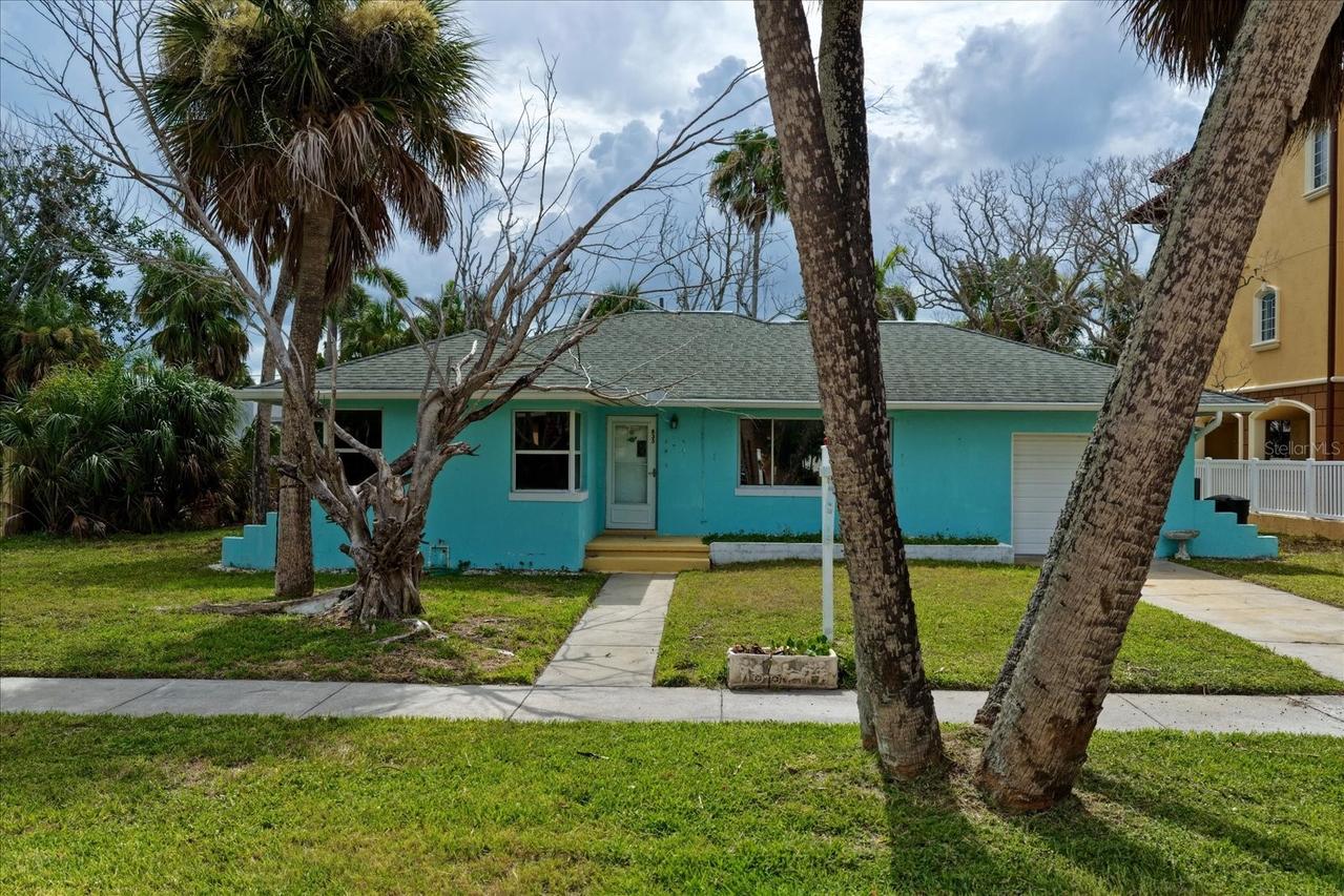 835 Bruce Ave., Clearwater Beach, FL 33767