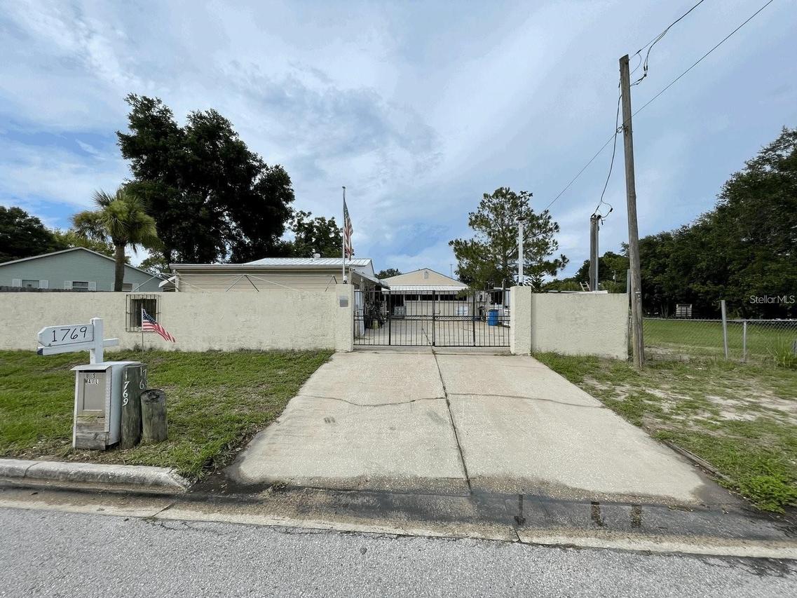 1769 Overbrook Ave., Clearwater, FL 33755