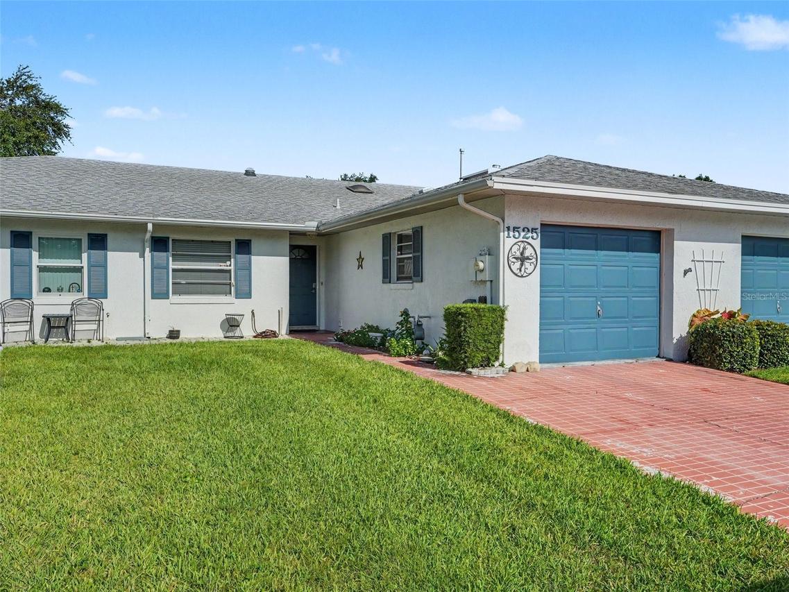 1525 Oakview Cir., Winter Haven, FL 33880