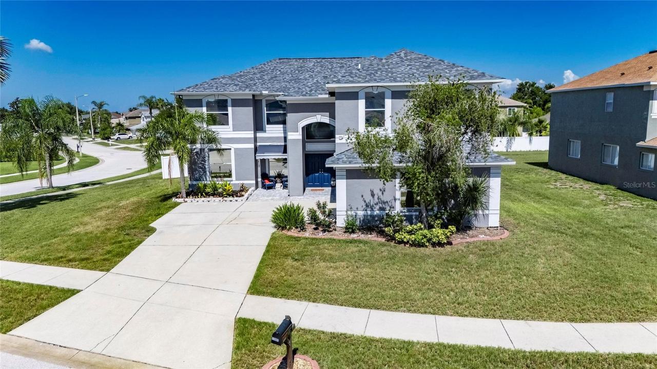13007 Oakmont Wood Ct., Riverview, FL 33579
