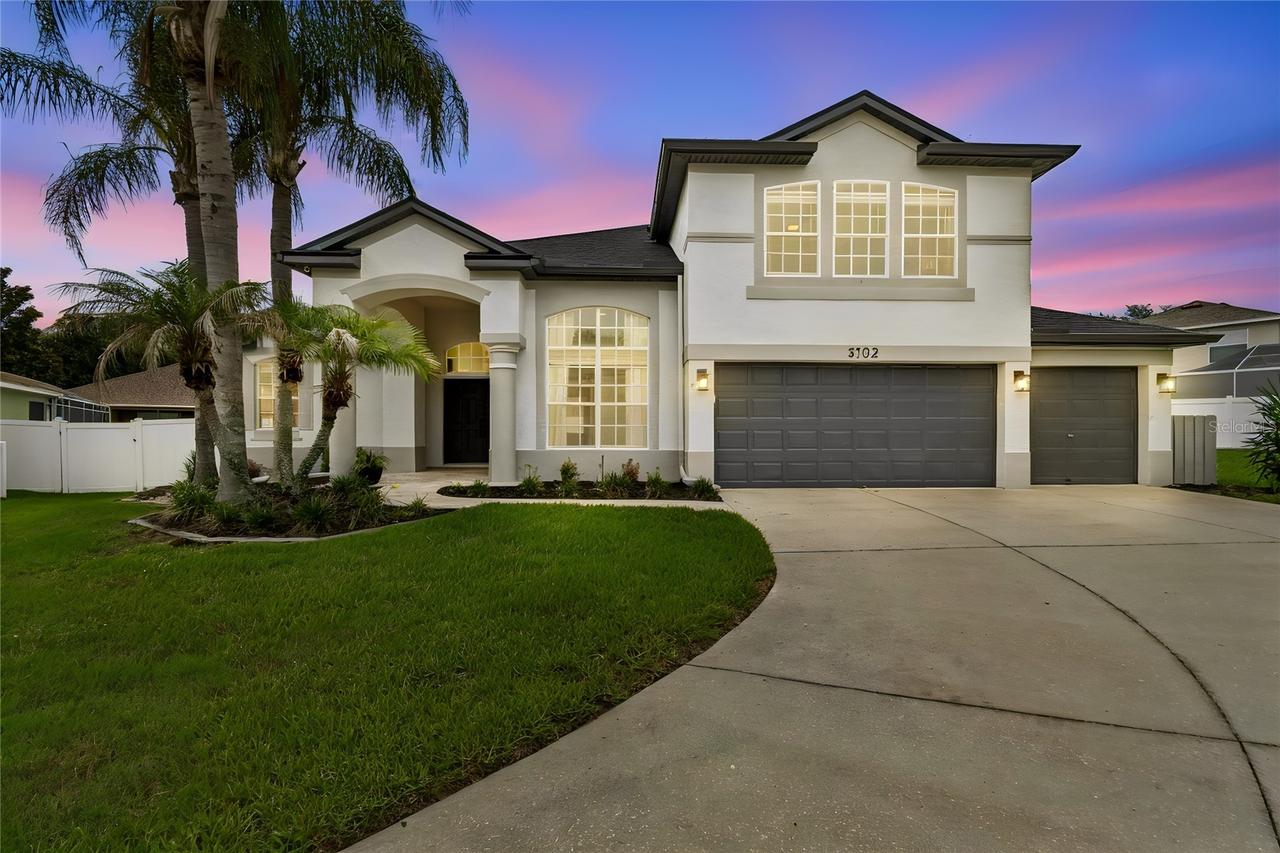 3102 White Pheasant Pl., Valrico, FL 33596