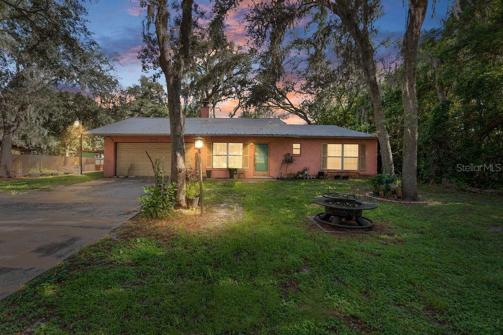 38213 Palm Grove Dr., Zephyrhills, FL 33542