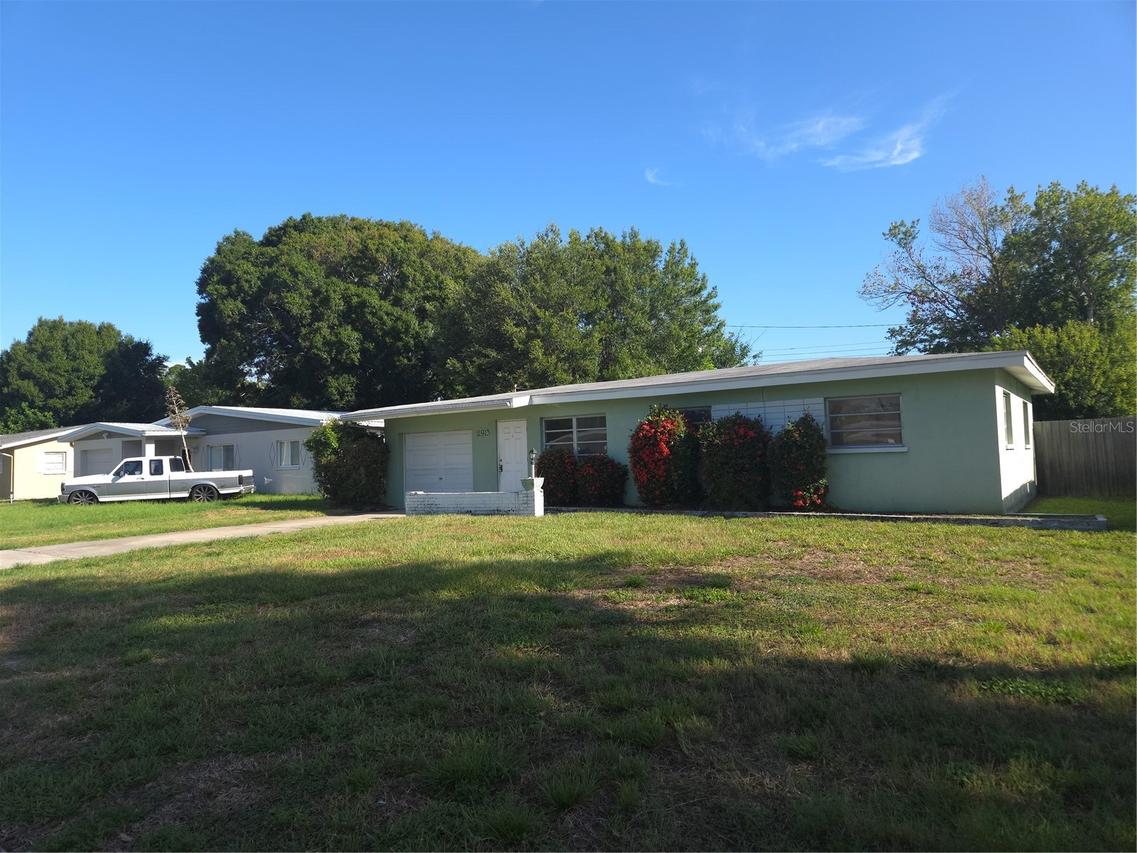 2913 Englewood Dr., Largo, FL 33771