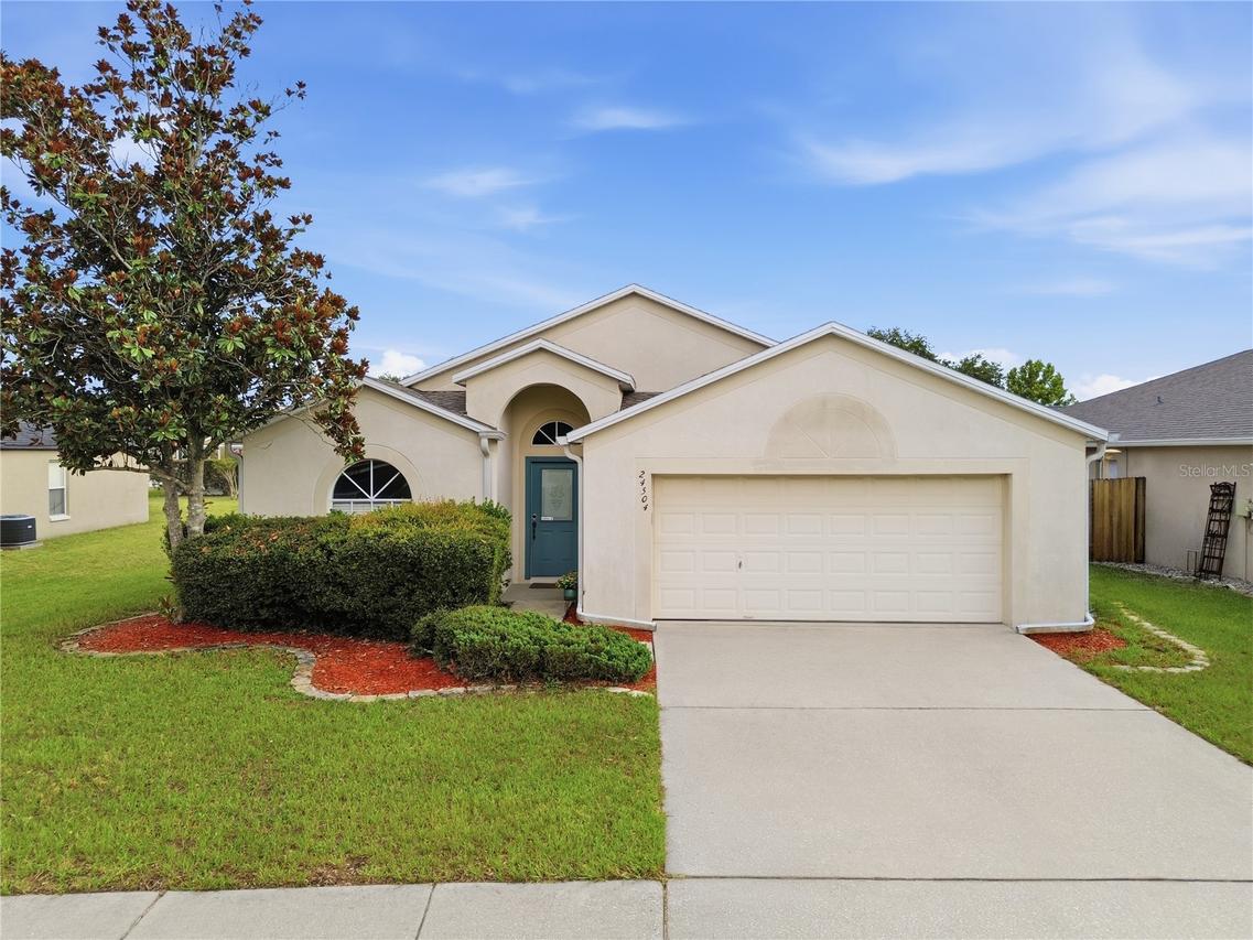 24504 Mistwood Ct., Lutz, FL 33559